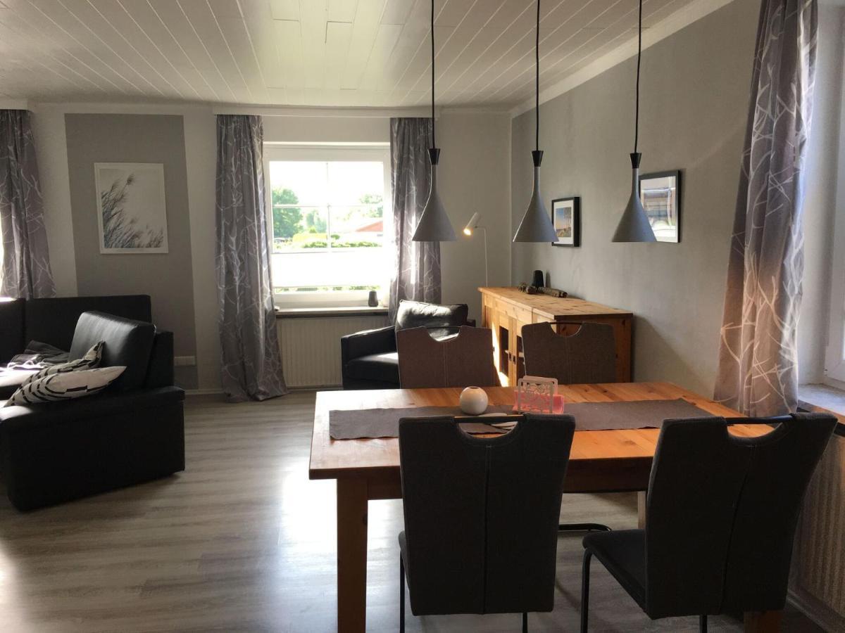 Holiday Home With Conservatory Dannau Exterior photo